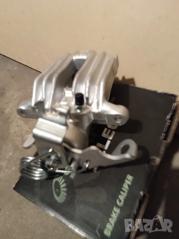 Заден ляв спирачен апарат, снимка 6 - Части - 52794045