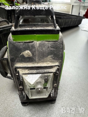 Лазерен нивелир KraftWorld, снимка 2 - Измервателни инструменти - 52261965