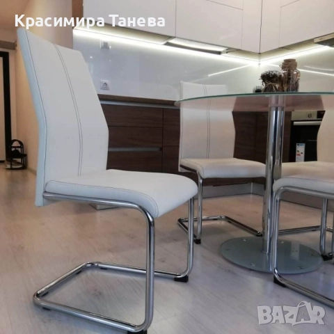 Стъклена маса !, снимка 2 - Маси - 51787041