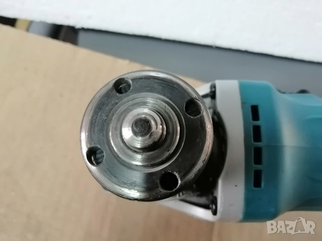 Ъглошлайф MAKITA GA5030R 125mm 720W, снимка 6 - Ъглошлайфи - 53871873