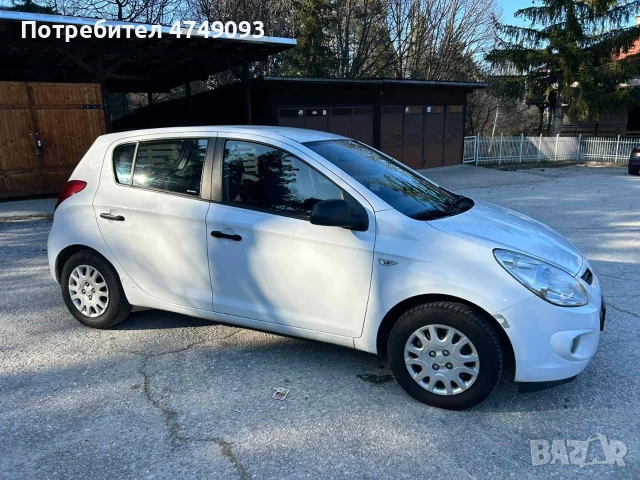 Hyundai i20 1.2i, Хечбек, снимка 2 - Автомобили и джипове - 53754870