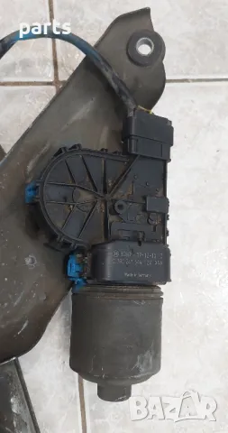 Моторче и Механизъм Предни Чистачки Дачия Дъстер - Сандеро - Логан - 0390241544 - 3397020879, снимка 6 - Части - 49851026