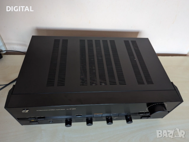 Усилвател  SANSUI AU-X301, снимка 4 - Ресийвъри, усилватели, смесителни пултове - 52803225