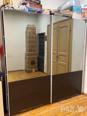 Продавам гардероб 