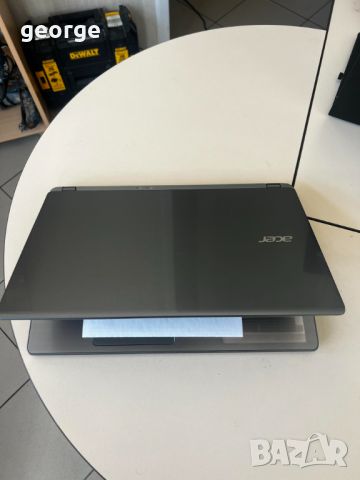 Лаптоп Acer, снимка 2 - Лаптопи за дома - 45359371