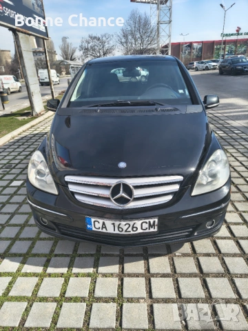 Продавам Мерцедес B 200 Turbo 
