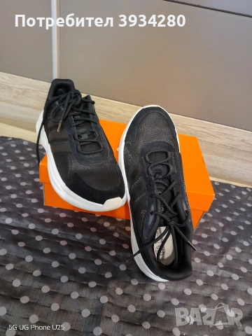 ADIDAS Ozelle Cloudfoam Lifestyle Running Shoes н43 1/3, снимка 2 - Други - 53574530