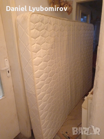 Продавам матрак "НАНИ" 200*160/ 2бр
