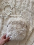 Бяла малка чанта, снимка 1