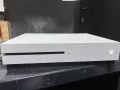 Конзола Xbox one s 1tb с два джойстика , снимка 1