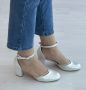 Изтънчени дамски затворени сандали с ток, оформени с блясъка на елегантността, снимка 1 - Сандали - 45655435
