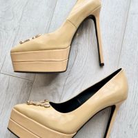 Обувки на висок ток Versace, размер 39, висок клас реплика, снимка 1 - Дамски обувки на ток - 45438222