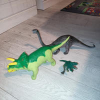 Три динозавъра, снимка 3 - Фигурки - 44954522