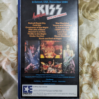 Kiss (видео касета), снимка 2 - Аудио касети - 44943715