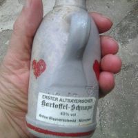 Немско порцеланово шише от шнапс, снимка 2 - Антикварни и старинни предмети - 45131012