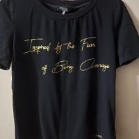 Тениска Alessa със златен принт, снимка 1 - Тениски - 45655243