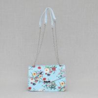 Дамски чанти летни свежи  цветове, снимка 6 - Чанти - 45860304