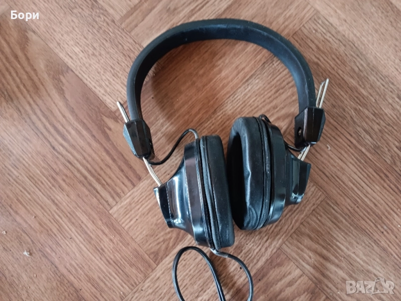 UNIVERSUM 400 ома стерео, снимка 1