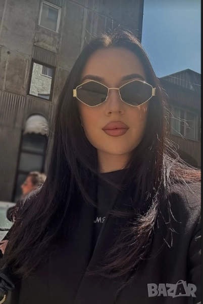 очила с черен обикновен калъф и ув защита celine, снимка 1