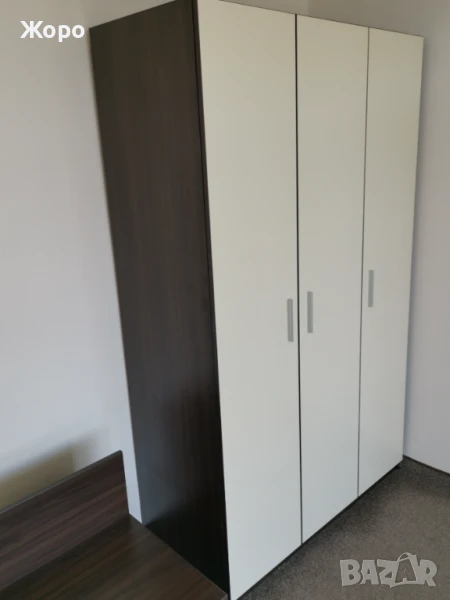 Продаваме трикрилни гардероби, снимка 1