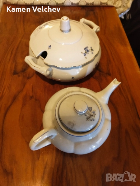 Стари Български порцеланови супник и чайник..., снимка 1