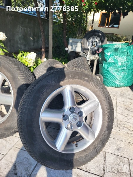 Гуми с джанти за Нисан, снимка 1