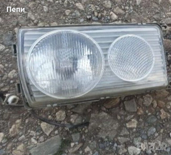 Десен фар Бош за Мерцедес 123, снимка 1