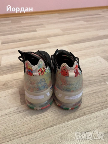 Обувки Nike LeBron 18 MULTICOLOR 46 номер, снимка 4 - Маратонки - 54001218