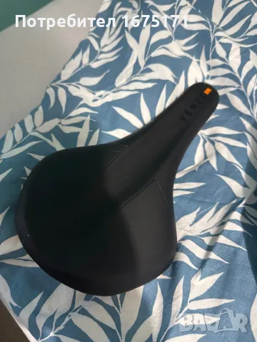 Седалка за велосипед Cube Natural fit Venec нова + подарък каска