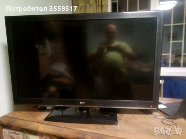 Телевизор LG 42CS460, снимка 2 - Телевизори - 53526507