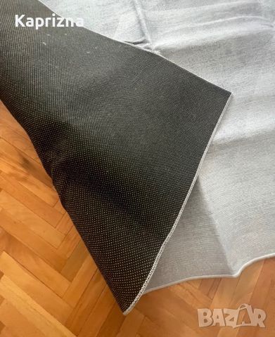 Уникален килим в сиво 200/300 см, снимка 2 - Килими - 46273840