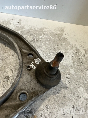 Горен преден носач десен за Volkswagen Touareg 3.0 Tdi (2009) 7L0407047B, снимка 3 - Части - 54198027