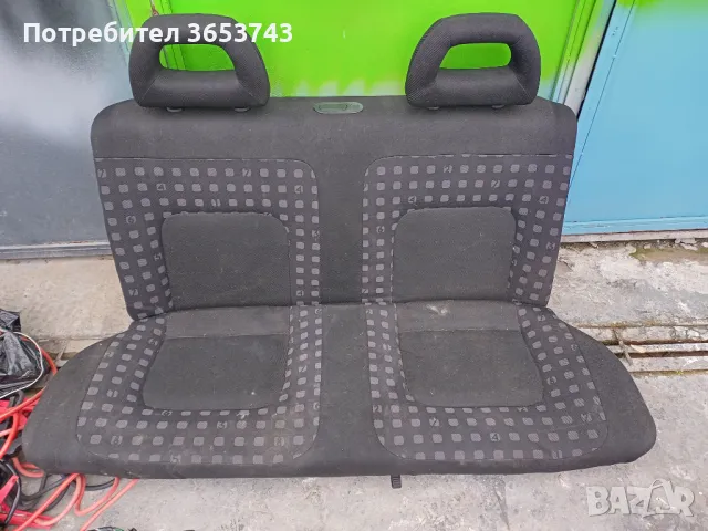 VW Beetle задна седалка , снимка 1 - Части - 48007557