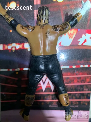 Статуетка WWE Fury Unmatched Umaga Умага Figure Platinum Edition Jakks 2007, снимка 8 - Колекции - 49150646