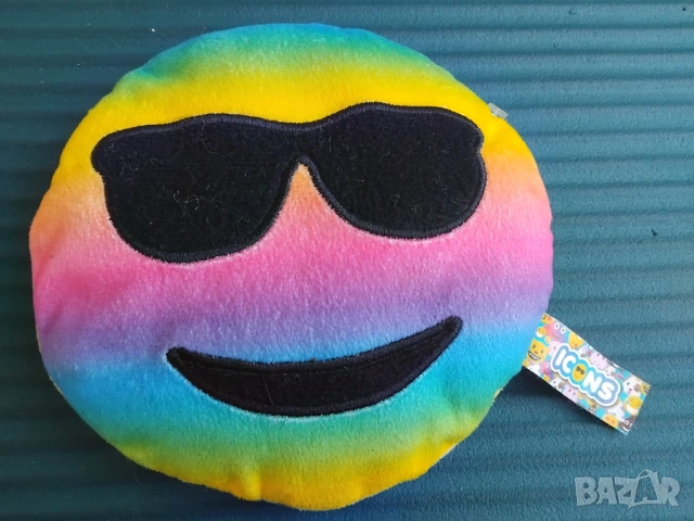 Icons оригинална играчка Emoji