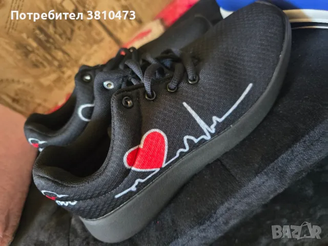 продавам чисто нови маратонки , снимка 4 - Маратонки - 50304464