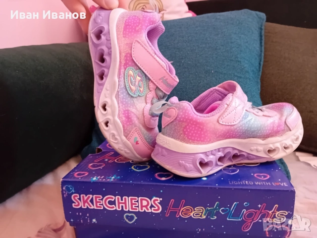 Оригинални детски SKECHERS Обувки Flutter Heart Lights, снимка 6 - Детски маратонки - 51655920
