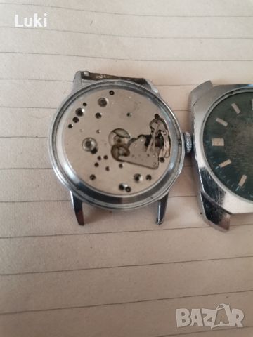 Два съветски механични часовника Восток и Ракета, снимка 3 - Антикварни и старинни предмети - 45219154