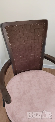 Диван с две красла изработен от качествени материали, светло розов плат и декоративни възглавници, снимка 7 - Дивани и мека мебел - 53922395