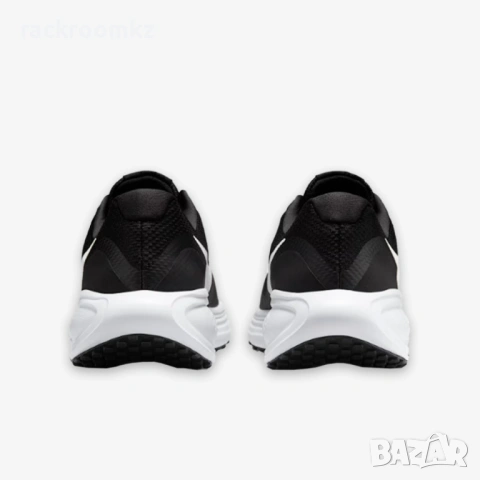 Mъжки маряатонки Nike Revolution 8 black-white, снимка 3 - Маратонки - 54193819