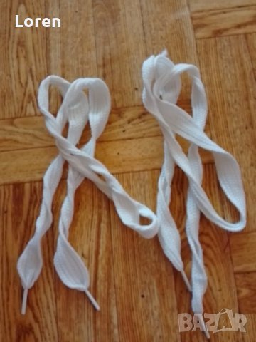 Подарявам!Бели връзки по широки за кецки или маратонки, снимка 2 - Кецове - 50230984
