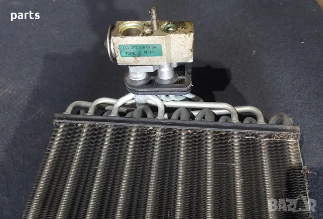Вътрешен Радиатор Климатик Мерцедес Е класа W210 (Н) - C W202 - 2028300183, снимка 3 - Части - 50856966