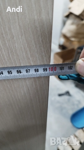 Продавам Гардероб - с четири врати и рафтове 203/40/100 със забележки, снимка 10 - Гардероби - 53331669