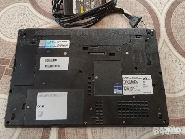 Лаптоп Fujitsu LifeBook E746, снимка 3 - Лаптопи за дома - 53582102