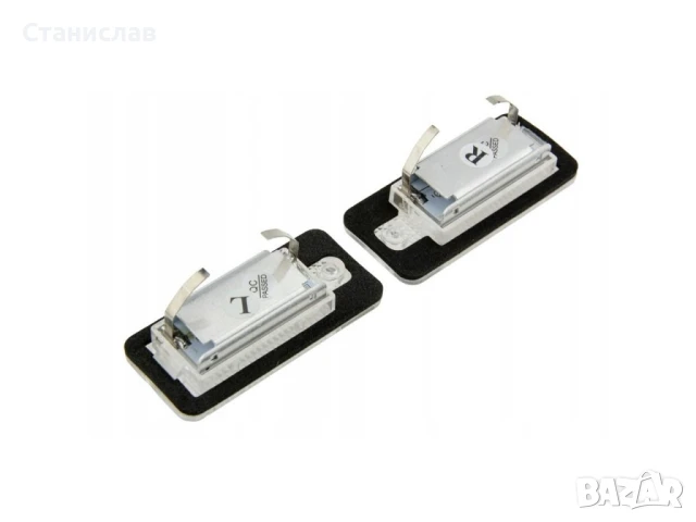 Плафон ( LED ) за осветление на регистрационен номер Audi A8 D3, снимка 2 - Части - 50639853