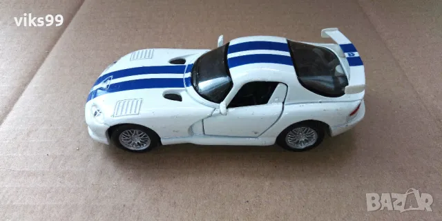 Dodge Viper GTS 1998 Maisto - Мащаб 1:39, снимка 2 - Колекции - 49223972