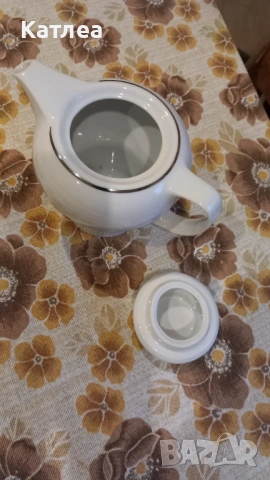 Порцеланова каничка , снимка 3 - Сервизи - 53696627