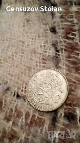 Сребърна монета Нидерландия 2 и 1/2 гулдена , снимка 2 - Нумизматика и бонистика - 53395756