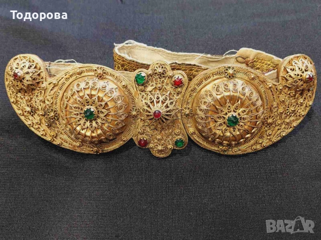 Прекрасни филигранни пафти с живачна позлата,втората пафта е с цена 1800 лв.