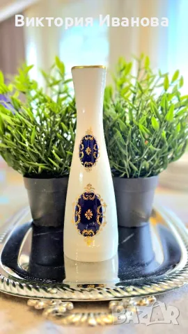 Порцеланова ваза